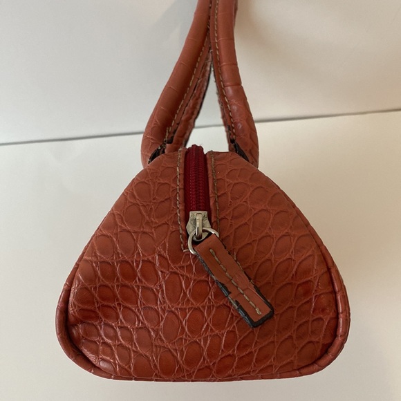 Tommy Hilfiger Retro Faux Croc Small Shoulder Bag - Picture 4 of 16